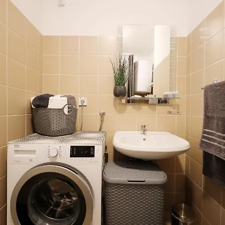 S Apartment